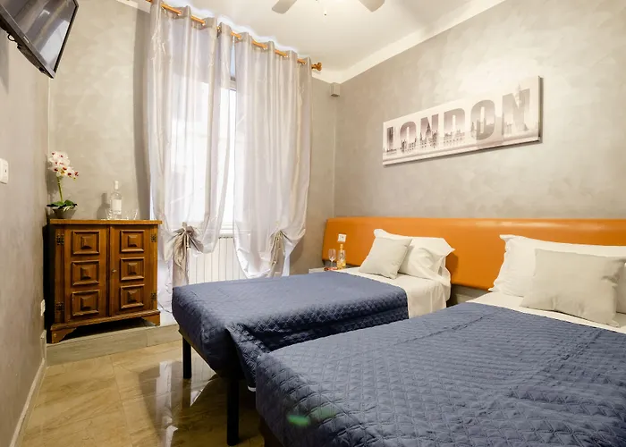 Apartamento 4 Bed Sleeps 8 -ensuite Bathrooms - Tv & Wifi *