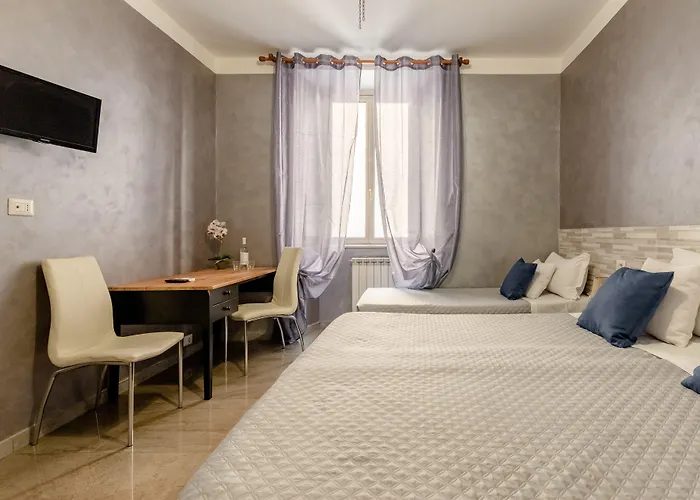 4 Bed Sleeps 8 -ensuite Bathrooms - Tv & Wifi Apartamento
